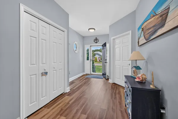 Property Slideshow image 2 of 27 | 26 wynndemere ct, Cape May Court House, NJ, 08210