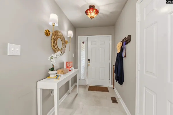 Property Slideshow image 2 of 20 | 607 ashwood cir, West Columbia, SC, 29169