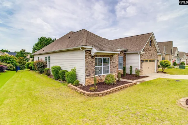 Property Slideshow image 3 of 30 | 613 scarlet baby dr, Blythewood, SC, 29016