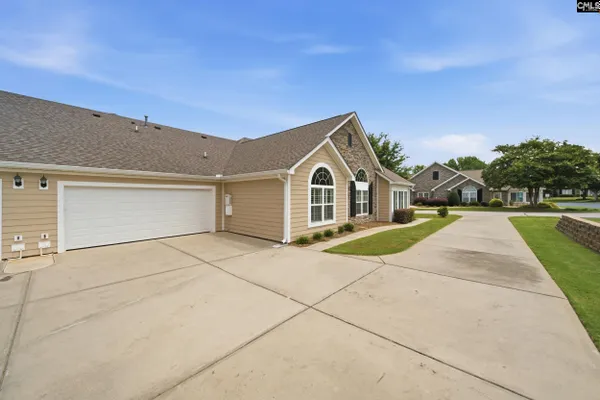 Property Slideshow image 3 of 19 | 1403 laryn ln, Lexington, SC, 29072
