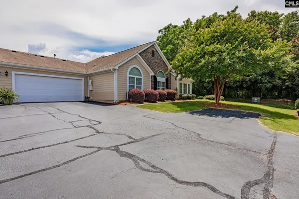 Property Slideshow image 3 of 44 | 1602 laryn ln, Lexington, SC, 29072