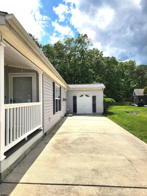 Property Slideshow image 2 of 25 | 3 knollwood dr, Mays Landing, NJ, 08330