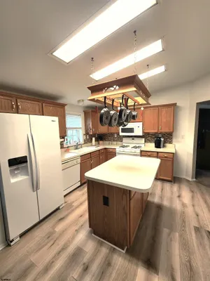 Property Slideshow image 3 of 25 | 3 knollwood dr, Mays Landing, NJ, 08330