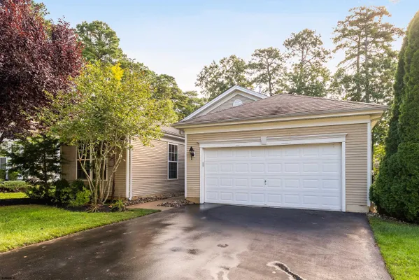 Property Slideshow image 3 of 39 | 4 northampton, Smithville, NJ, 08205