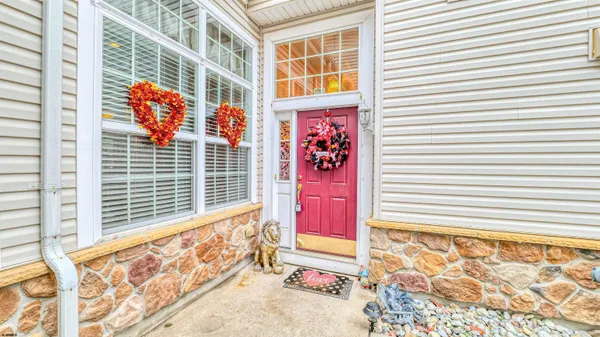 Property Slideshow image 3 of 22 | 58 delray ln, Absecon, NJ, 08201