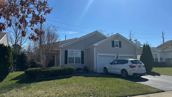 Property Slideshow image 2 of 42 | 181 everton, Galloway Township, NJ, 08205