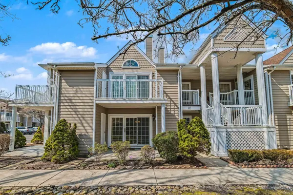 Property Slideshow image 2 of 35 | 550 central ave m-14, Linwood, NJ, 08221