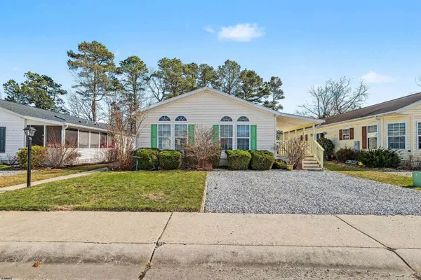 Property Slideshow image 2 of 32 | 22 sycamore ln, Mays Landing, NJ, 08330