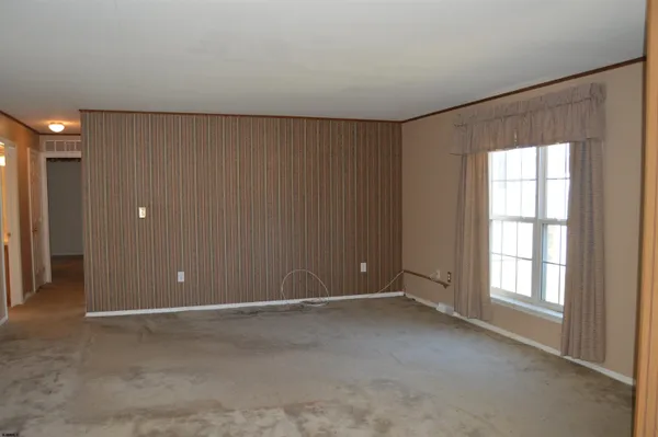 Property Slideshow image 3 of 15 | 4 laurel ct, Mays Landing, NJ, 08330