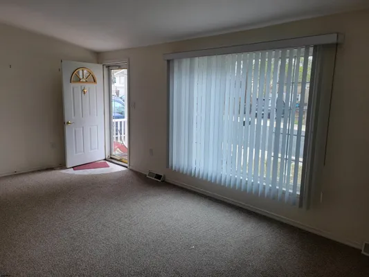 Property Slideshow image 2 of 57 | 4 oaks dr, Mays Landing, NJ, 08330