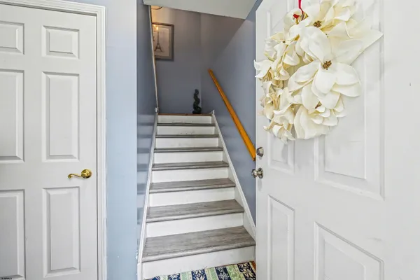 Property Slideshow image 3 of 27 | 34 e woodland 34, Absecon, NJ, 08201