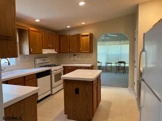 Property Slideshow image 2 of 24 | 152 muirfield ct, Mays Landing, NJ, 08330