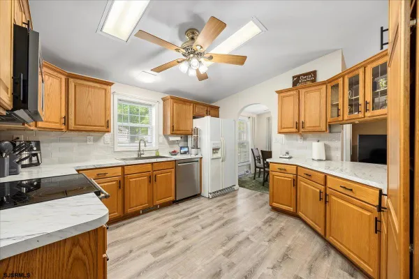 Property Slideshow image 3 of 18 | 18 knollwood, Mays Landing, NJ, 08330