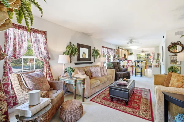 Property Slideshow image 3 of 23 | 43 e woodland 43, Absecon, NJ, 08201