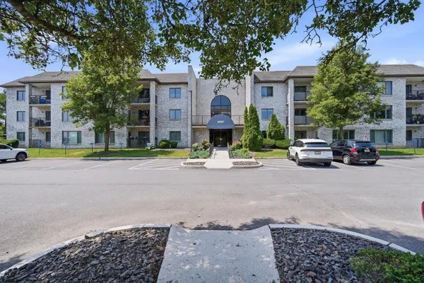Property Slideshow image 3 of 37 | 4308 dolphin 4308, Northfield, NJ, 08225