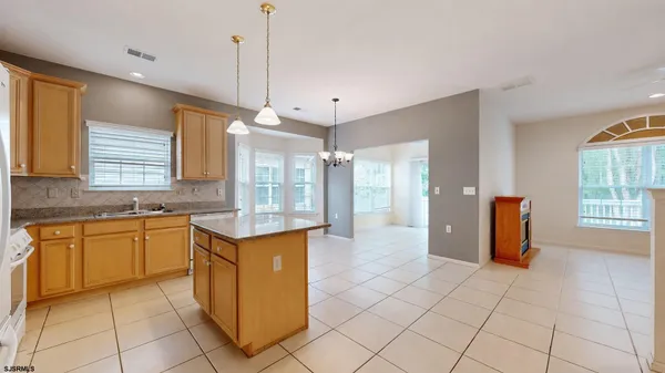 Property Slideshow image 3 of 58 | 118 burnside dr, Egg Harbor Township, NJ, 08234