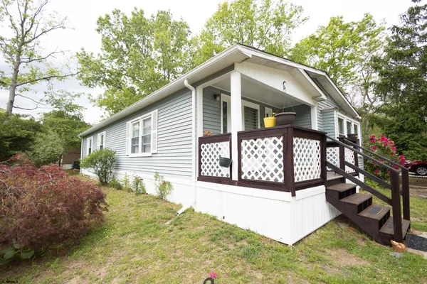 Property Slideshow image 2 of 35 | 22 hickory, Mays Landing, NJ, 08330-001