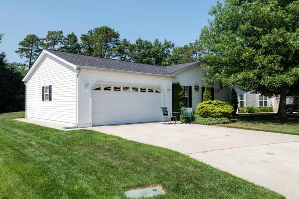 Property Slideshow image 2 of 57 | 25 knollwood, Mays Landing, NJ, 08330