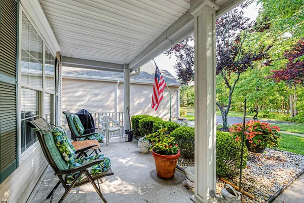Property Slideshow image 2 of 25 | 122 newcastle, Galloway Township, NJ, 08205
