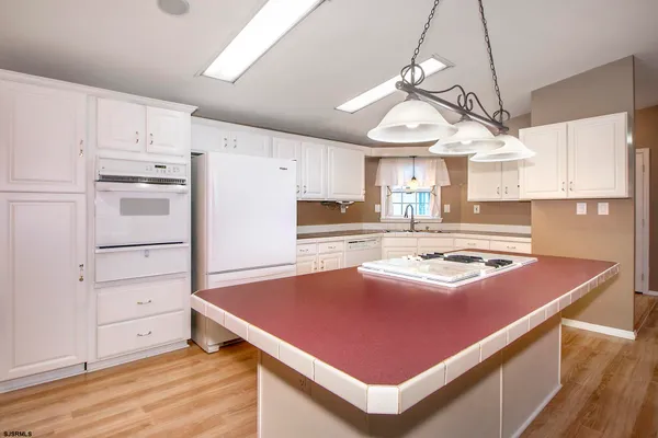 Property Slideshow image 3 of 20 | 85 knollwood dr, Mays Landing, NJ, 08330