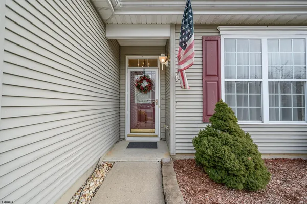 Property Slideshow image 2 of 45 | 134 briarwood dr, Little Egg Harbor Township, NJ, 08087