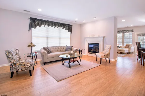 Property Slideshow image 3 of 20 | 113 southport ct, Galloway, NJ, 08205