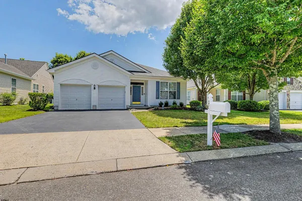 Property Slideshow image 3 of 36 | 10 keswick, Galloway Township, NJ, 08205