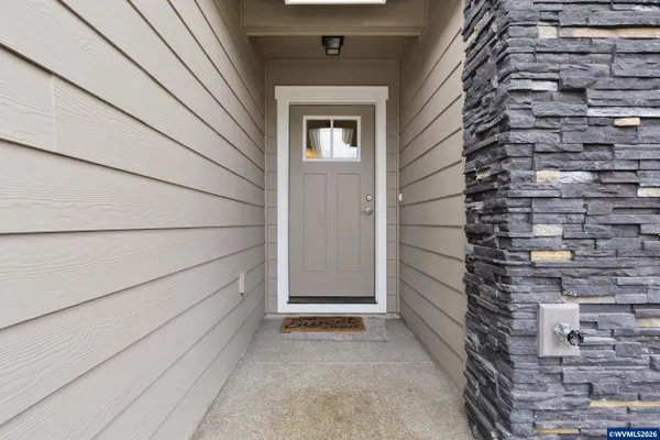 Property Slideshow image 3 of 29 | 2045 se academy st, Dallas, OR, 97338