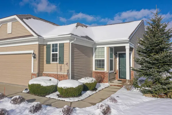 Property Slideshow image 3 of 68 | 9411 st andrews dr, Grandblancchartertownship_genesee, MI, 48439