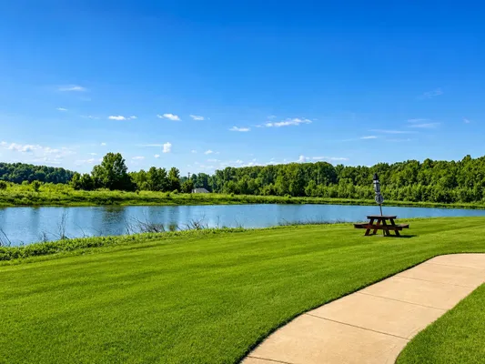 Property Slideshow image 3 of 10 | 473 abbey rd d, Munford, TN, 38058