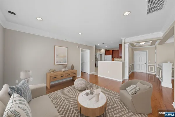 Property Slideshow image 2 of 50 | 6406 warrens way top  & dee, Wanaque, NJ, 07465