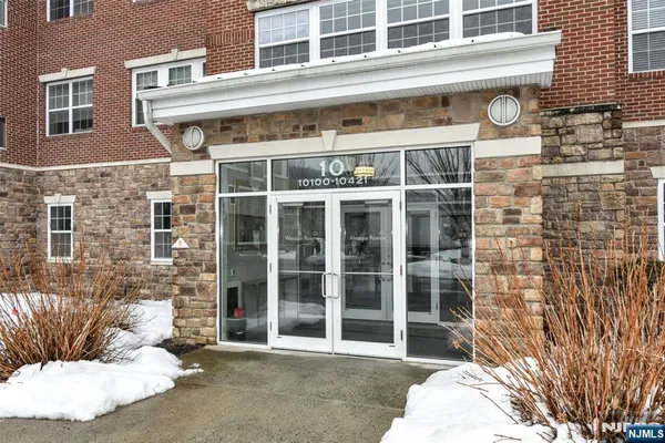 Property Slideshow image 2 of 50 | 10123 warrens way, Wanaque, NJ, 07465