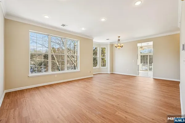 Property Slideshow image 3 of 30 | 516 four seasons dr, Wayne, NJ, 07470