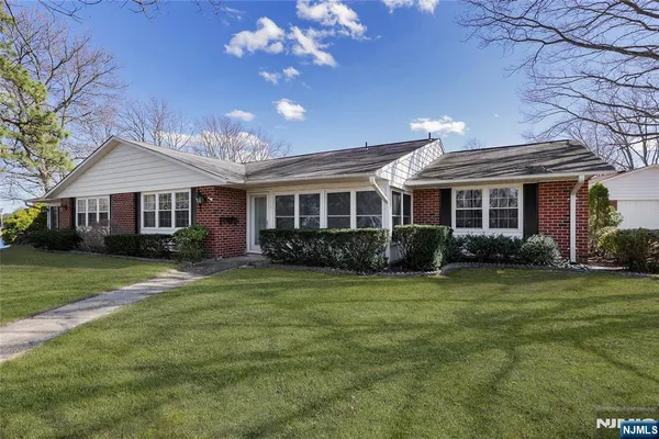 Property Slideshow image 2 of 41 | 1028b shetland dr, Lakewood, NJ, 08701
