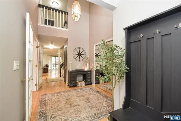 Property Slideshow image 2 of 20 | 37 niagara dr 37, Mahwah, NJ, 07430