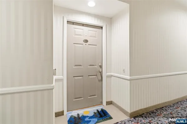 Property Slideshow image 3 of 24 | 5301 richmond rd 301, West Milford, NJ, 07480