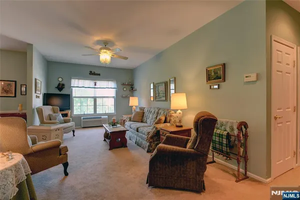 Property Slideshow image 2 of 32 | 2 richmond rd 312, West Milford, NJ, 07480