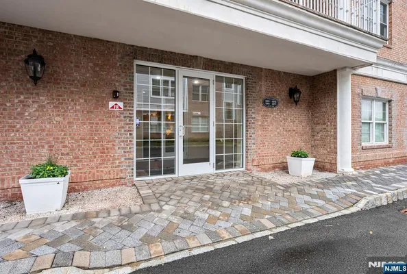 Property Slideshow image 3 of 49 | 2310 rio vista ln 2310, Northvale, NJ, 07647