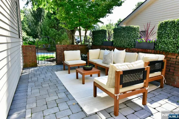 Property Slideshow image 3 of 49 | 89 fisher rd, Mahwah, NJ, 07430