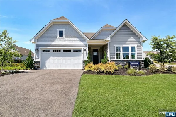 Property Slideshow image 2 of 34 | 2 redwood run, Mansfield, NJ, 07865
