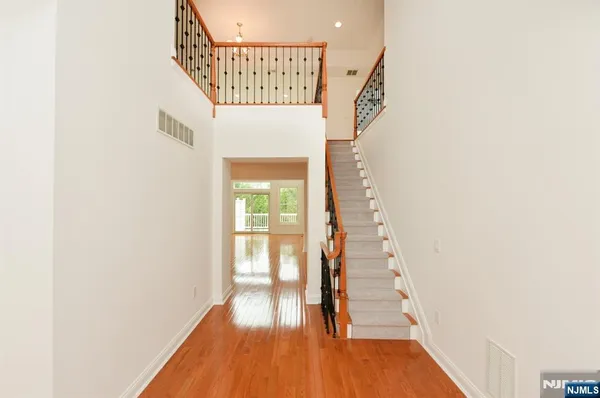 Property Slideshow image 3 of 41 | 99 windsor ln, Ramsey, NJ, 07446