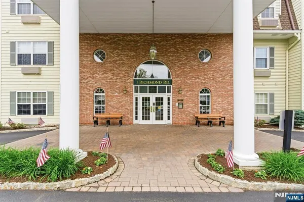 Property Slideshow image 2 of 18 | 1208 richmond 208, West Milford, NJ, 07480