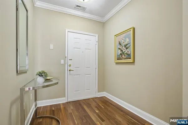 Property Slideshow image 3 of 21 | 5211 pointe gate dr, Livingston, NJ, 07039