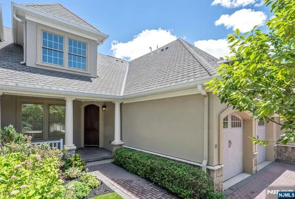 Property Slideshow image 2 of 36 | 75 windsor ln, Ramsey, NJ, 07446