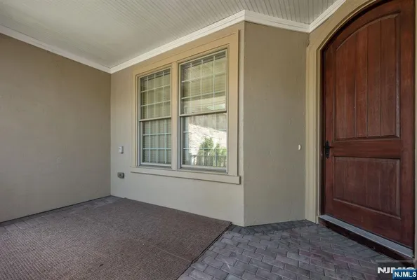 Property Slideshow image 3 of 36 | 75 windsor ln, Ramsey, NJ, 07446