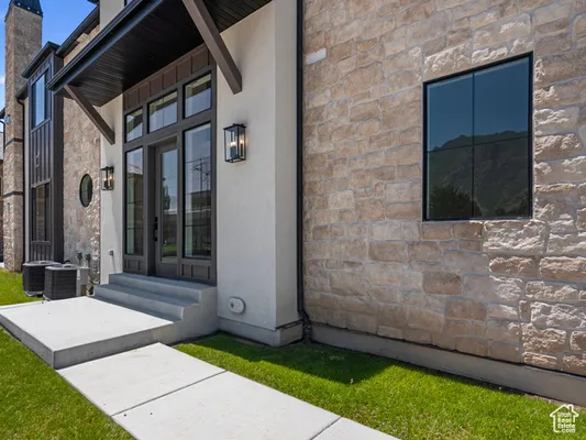 Property Slideshow image 2 of 24 | 250 s main st unit 7, Alpine, UT, 84004