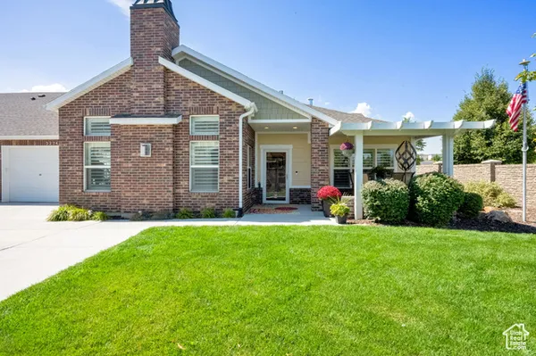 Property Slideshow image 2 of 27 | 3274 w harvest chase dr, South Jordan, UT, 84095