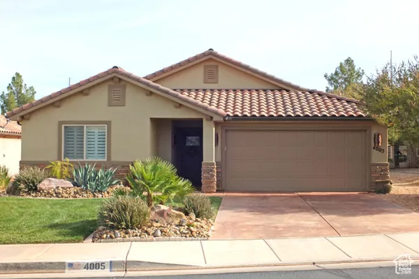 Property Slideshow image 2 of 32 | 4005 s carisa dr, St George, UT, 84790