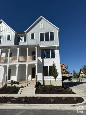 Property Slideshow image 2 of 21 | 5072 w rambutan way # 123, South Jordan, UT, 84009