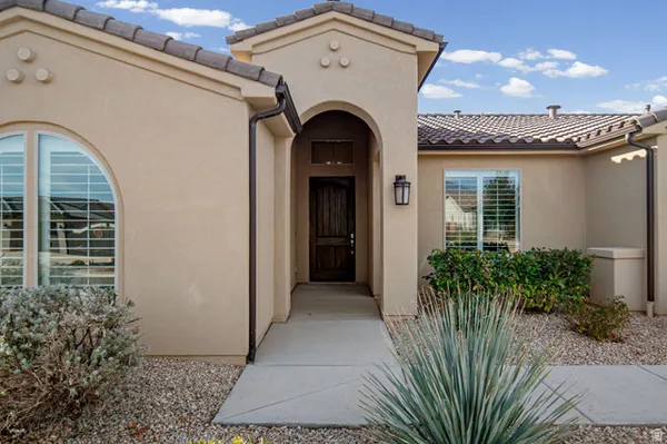 Property Slideshow image 3 of 40 | 195 w via modelo, Washington, UT, 84780